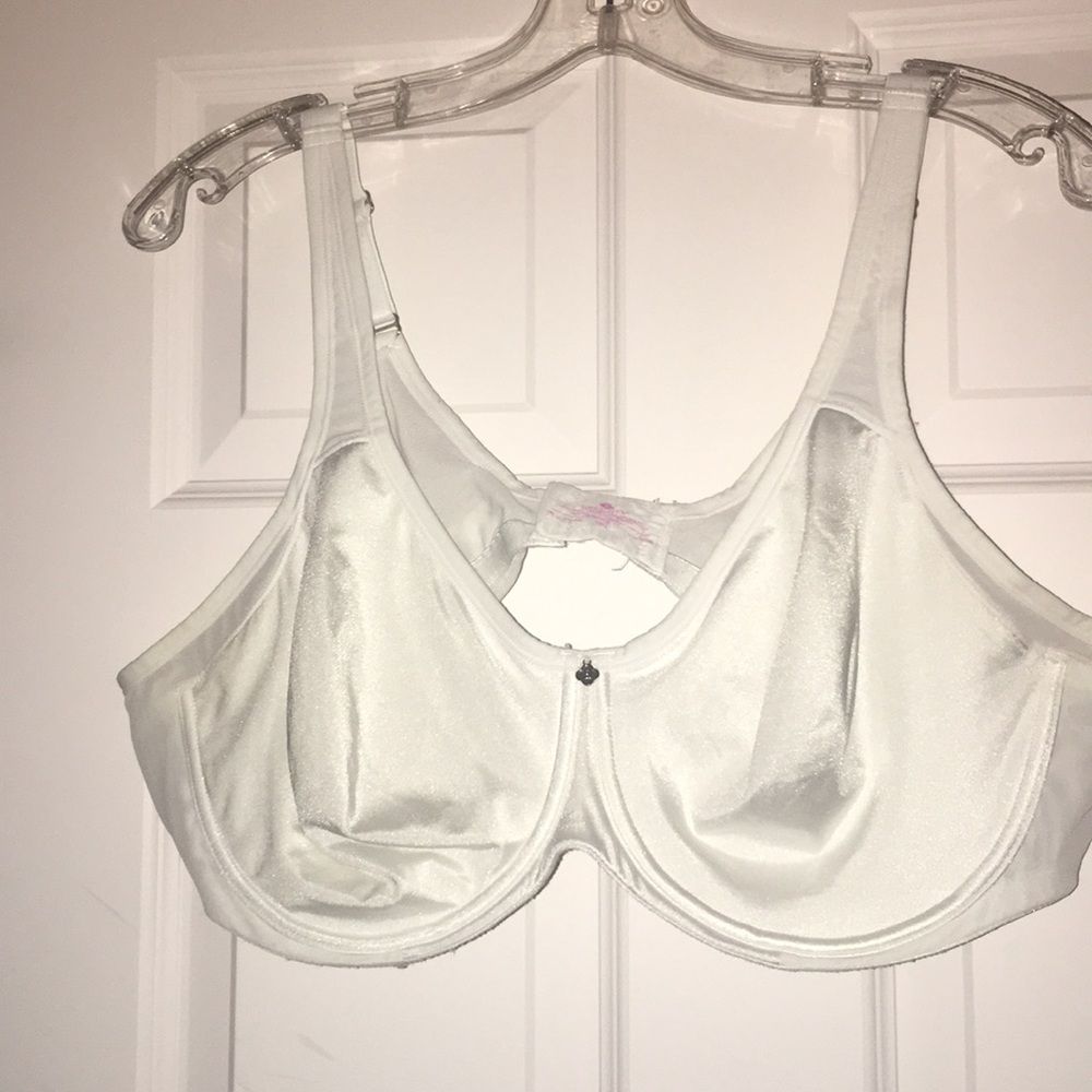 Underwire, unlined bra